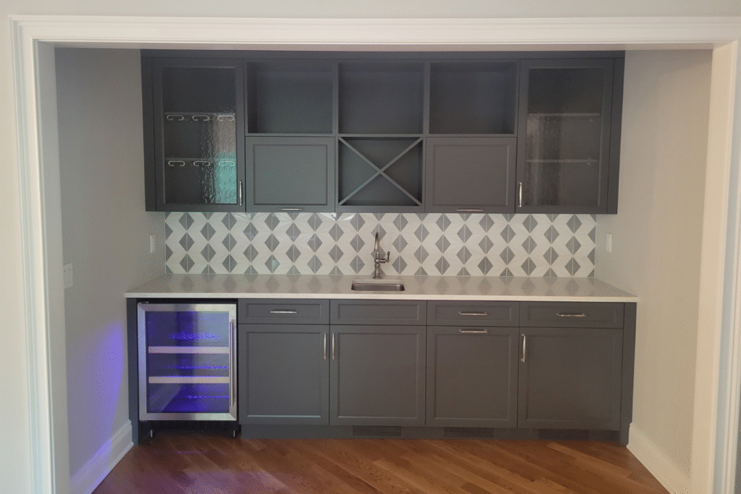 Custom Bar